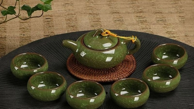 Câu đố về bộ ấm chén truyền thống đậm đà ý nghĩa