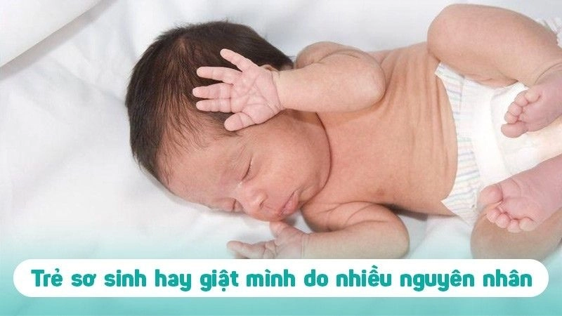 Nguyên nhân khiến trẻ bị giật mình khi ngủ