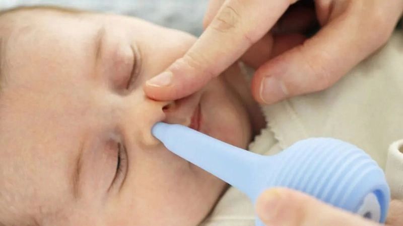 Mẹo dân gian chữa nghẹt mũi cho trẻ sơ sinh hiệu quả