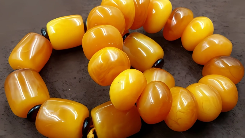 Các phương pháp thử hổ phách thật giả dễ thực hiện tại nhà