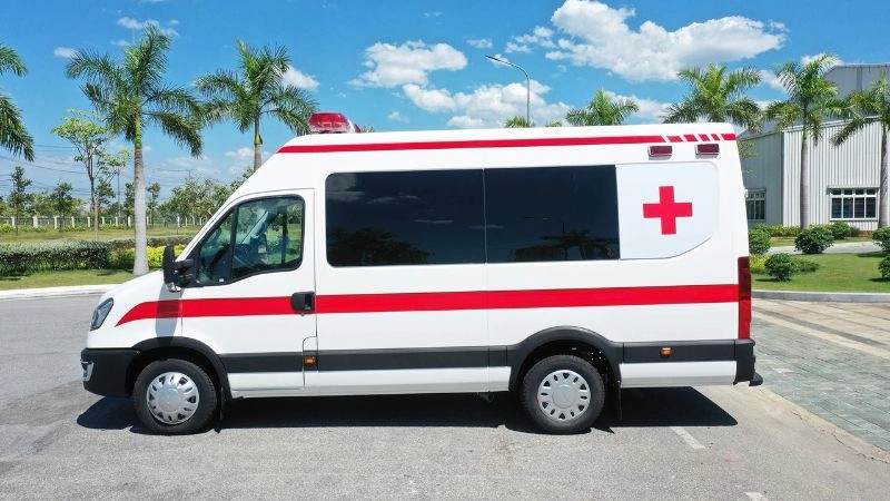 Xe cứu thương mang hy vọng đến mọi nơi