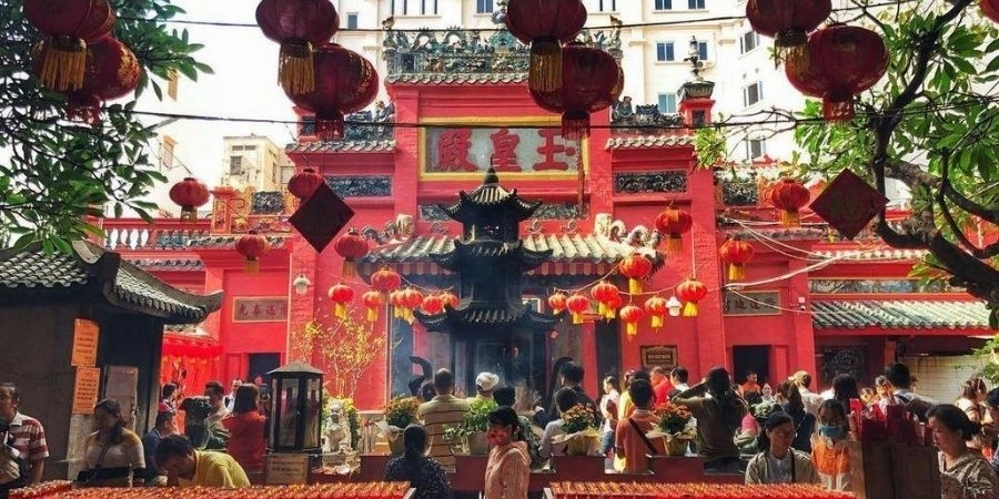 Những điều cần lưu ý khi tham quan Chùa Ngọc Hoàng