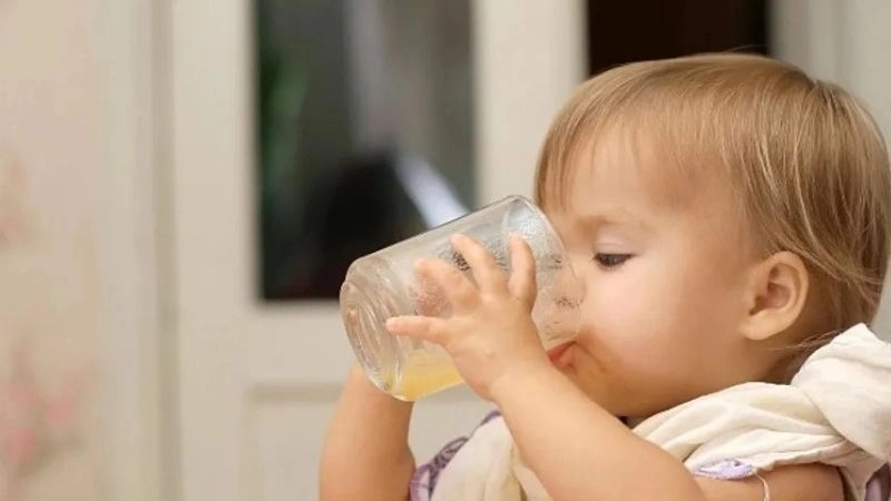 Mẹo dân gian trị táo bón cho trẻ an toàn hiệu quả