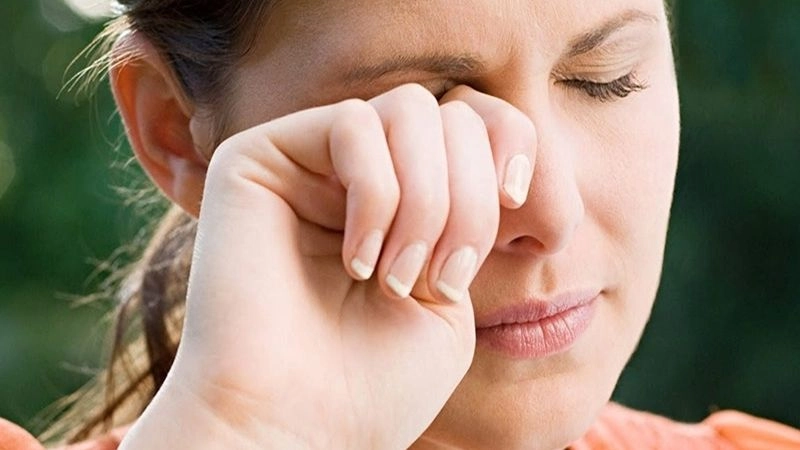 Chữa méo miệng bằng mẹo dân gian hiệu quả