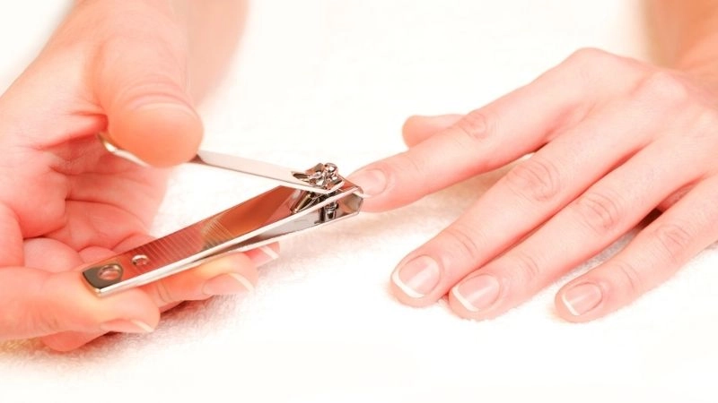 Một số cách giảm cắn móng tay hiệu quả an toàn