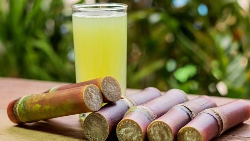Lợi ích của việc uống nước mía đúng cách