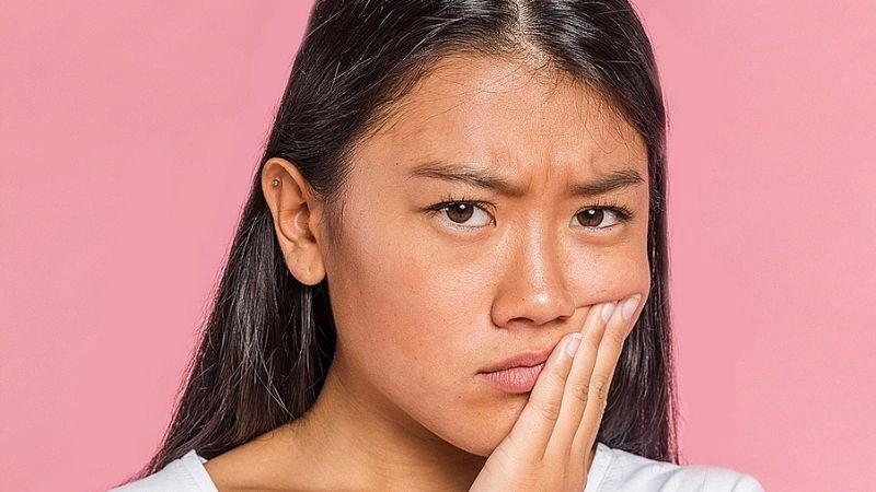 Nhận diện các triệu chứng giật cơ mặt