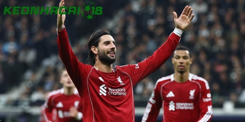 Messi tiếp tục làm nên lịch sử với pha cứa lòng ở phút 90+