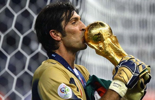 Tiểu sử Gianluigi Buffon chặng đường vượt qua trầm cảm và thời gian