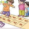 Bài đồng dao nhảy lò cò: Trò chơi dân gian tuổi thơ ý nghĩa