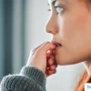 Cắn Móng Tay: Những Tác Hại Khôn Lường Bạn Cần Biết