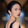Tìm hiểu về "Đồng Dao là ai" và những góc khuất ít người biết