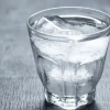 Uống nhiều nước có tác hại gì những nguy cơ tiềm ẩn