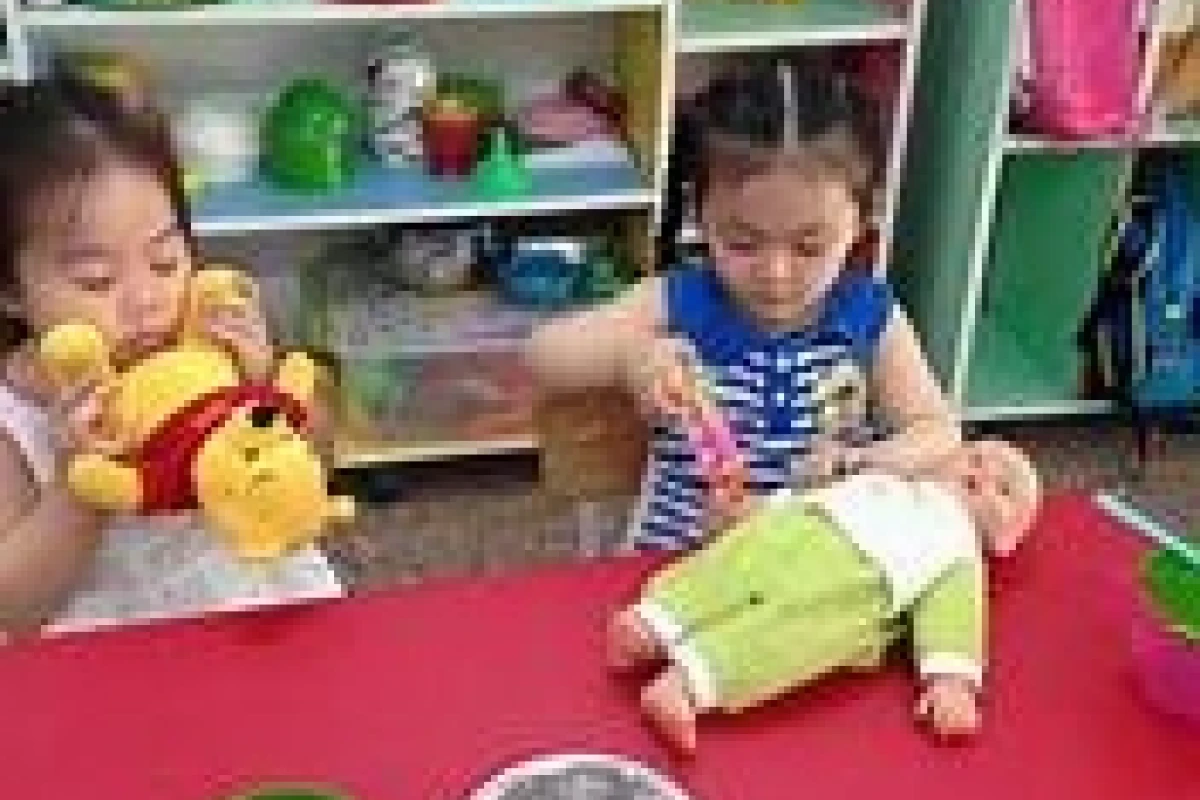Đồng dao Hạt mưa Hạt móc: Lời và Ý nghĩa Sâu sắc
