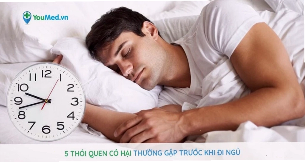 5 thói quen có hại thường gặp trước khi đi ngủ