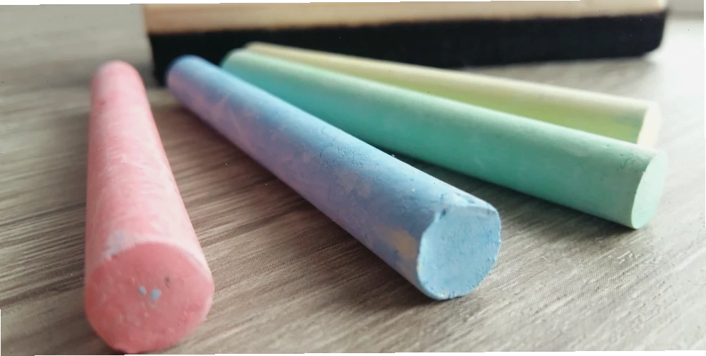 Bé 4 tuổi thích thú với câu đố vui về động vật