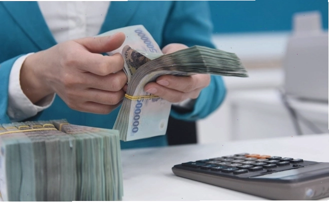 Biểu đồ so sánh lãi suất tiền gửi tại quầy và online