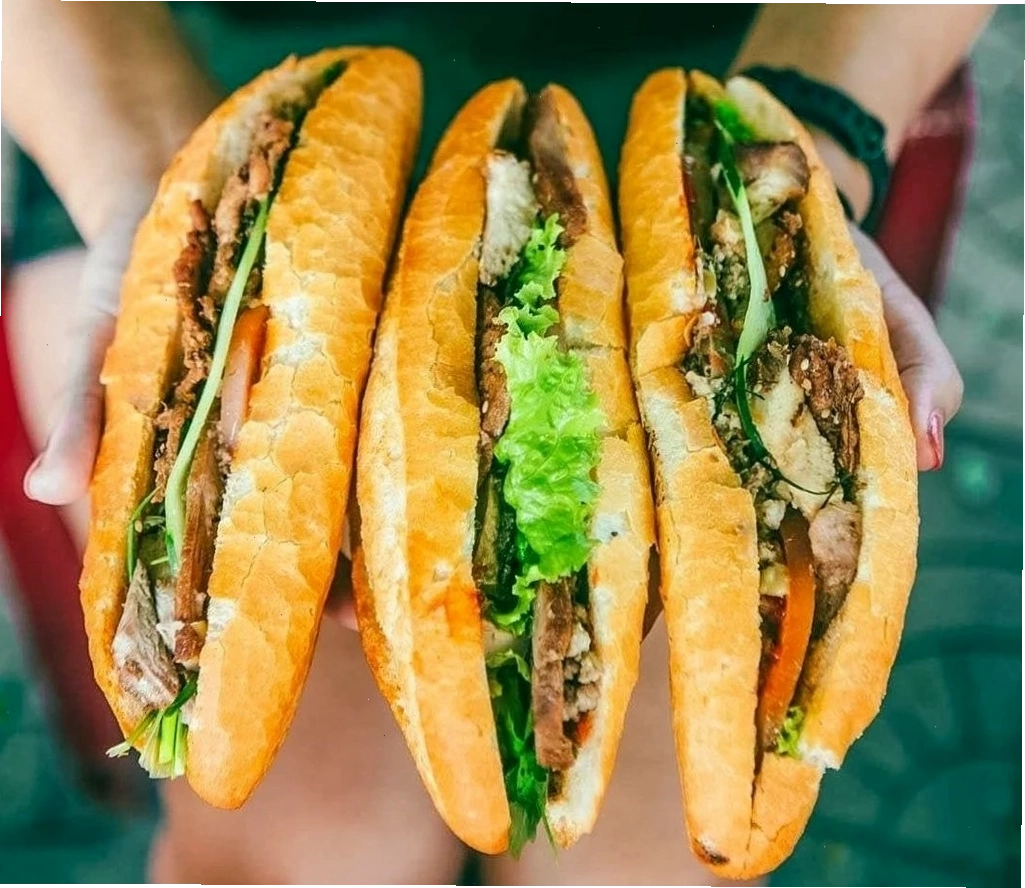 Cảnh quan thành phố với hệ thống tàu điện ngầm Subway đóng vai trò huyết mạch