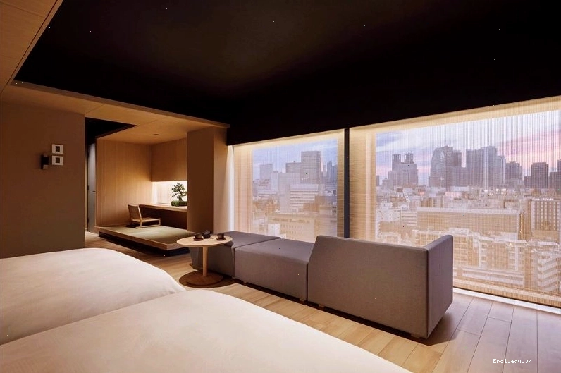 Chi tiết trang trí trên cửa trượt fusuma của ryokan