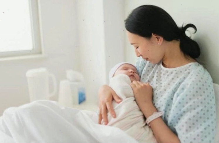 Cho con bú có thể làm chậm kinh nguyệt sau sinh