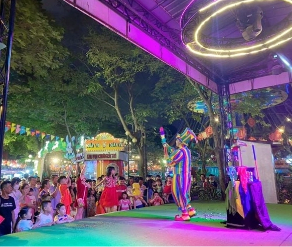 Công viên Thỏ Trắng Lê Thị Riêng