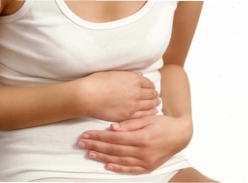 Đau dạ con sau sinh mổ là do tử cung co bóp để hồi phục
