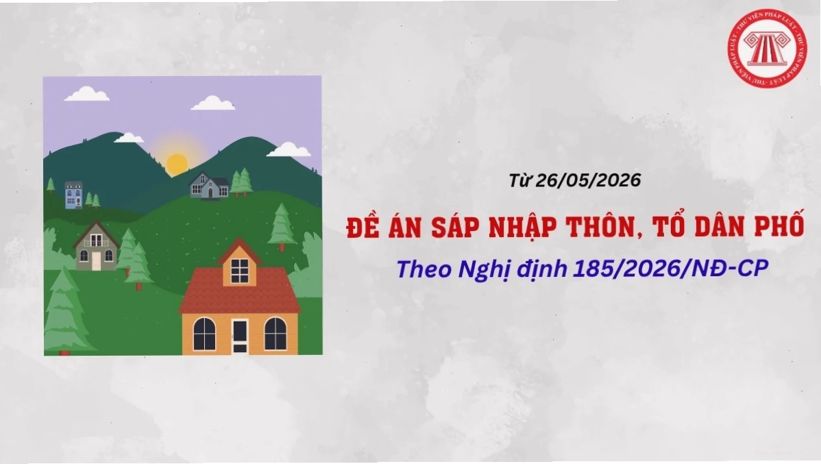 Gia đình du khách trải nghiệm văn hóa địa phương