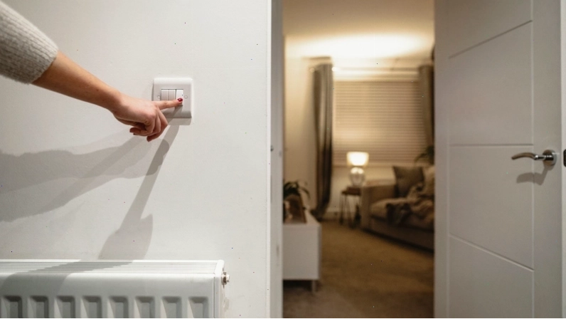 Hãy tắt các thiết bị chiếu sáng khi không sử dụng