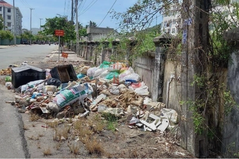 Hệ thống thùng rác công cộng được bố trí hợp lý