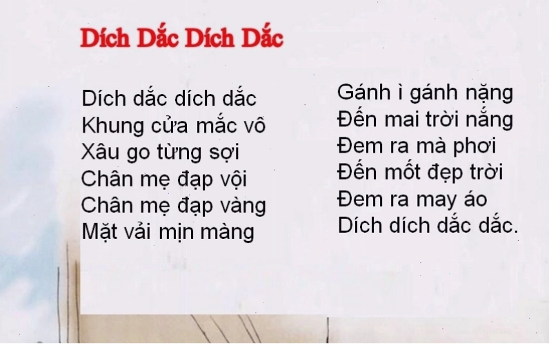 Hình ảnh người mẹ đang làm việc với khung cửi