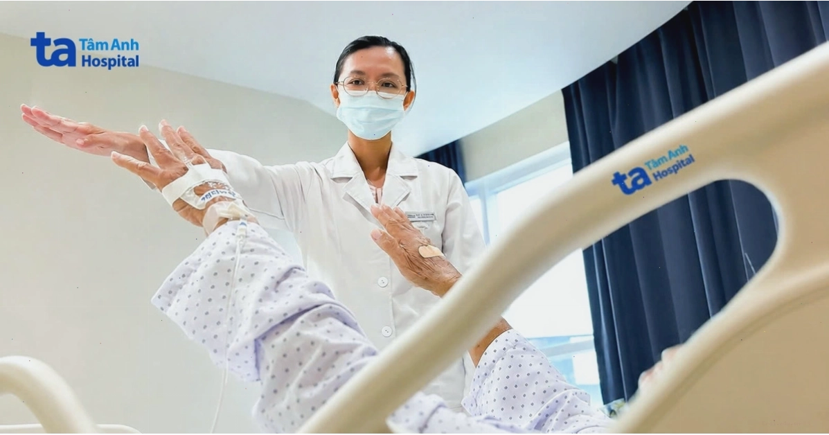 Hồi phục sau đột quỵ lần thứ hai ở tuổi U100
