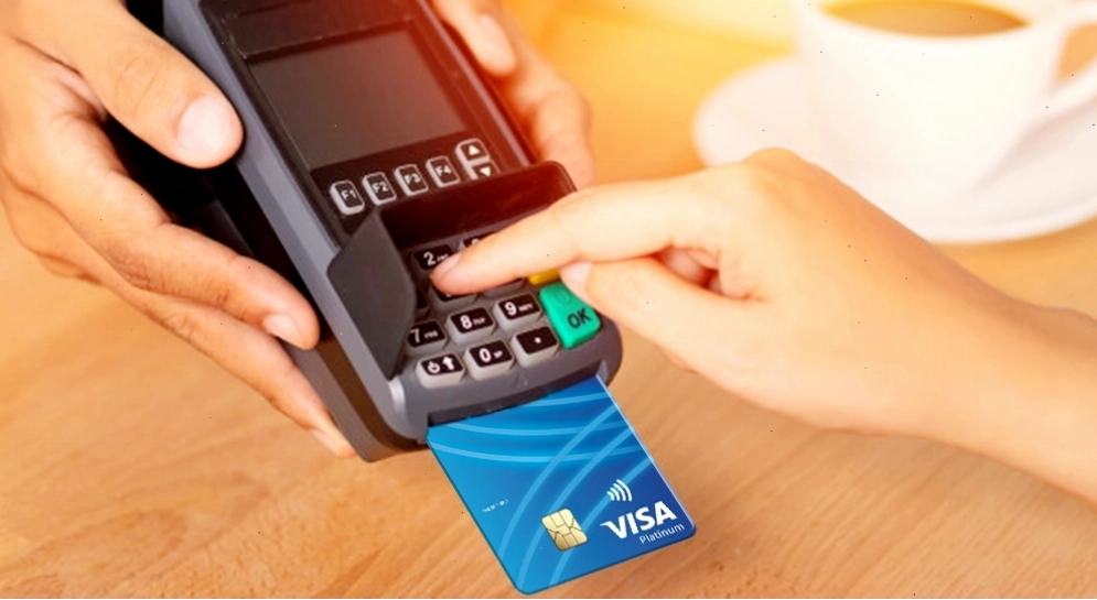 Hướng dẫn cách sử dụng thẻ ghi nợ an toàn và hiệu quả