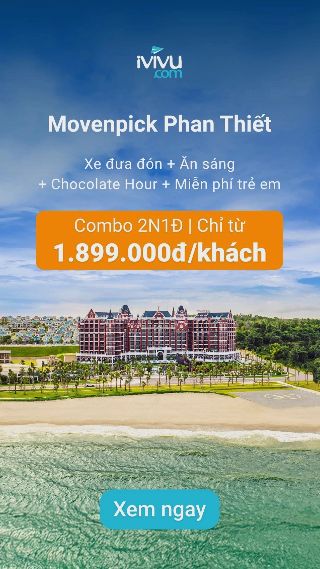 Khu vực hồ bơi và nhà hàng của resort