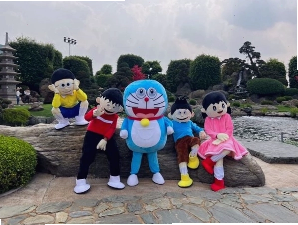 Khu vui chơi cá Koi Rin Rin Park thân thiện với gia đình