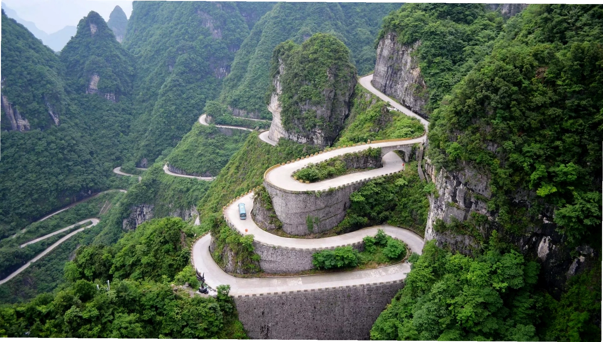 Lái xe an toàn trên đường đèo đòi hỏi sự tập trung cao độ