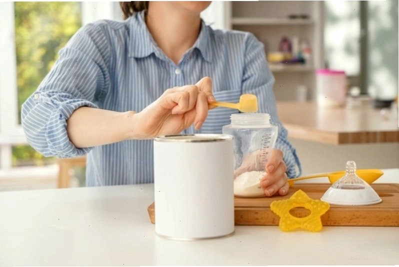 Lưu ý quan trọng khi cho bé bú sữa công thức để đảm bảo an toàn