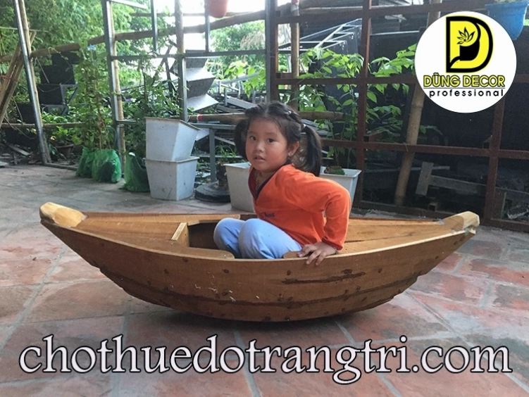 Mô hình thuyền gỗ trang trí