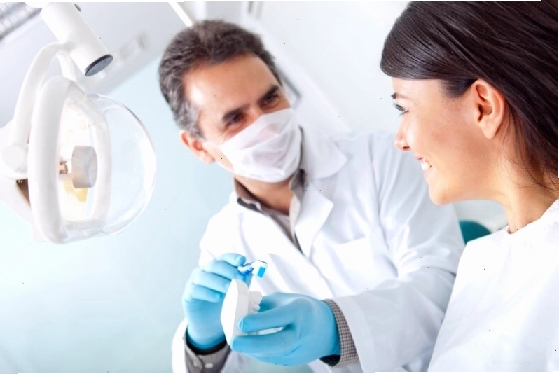 Nếu đau nhức răng nặng và kéo dài, bạn nên đi khám nha sĩ để được tư vấn và điều trị