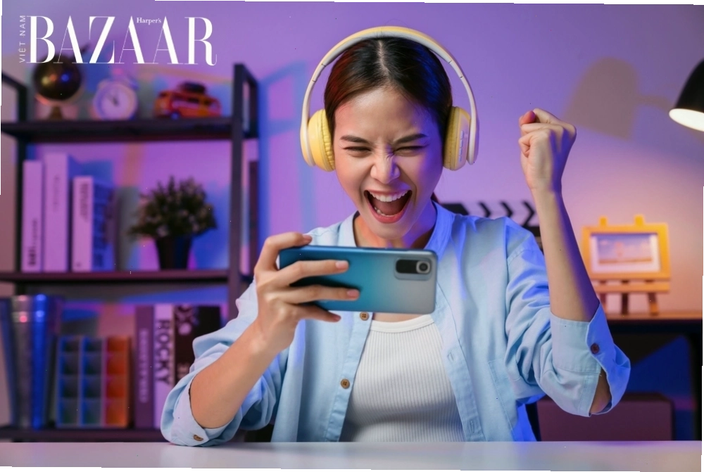 Người chơi game đang cân bằng với các hoạt động thể thao ngoài trời