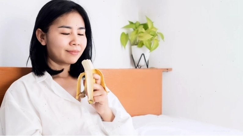 Người suy thận cần hạn chế chuối tiêu do hàm lượng kali cao