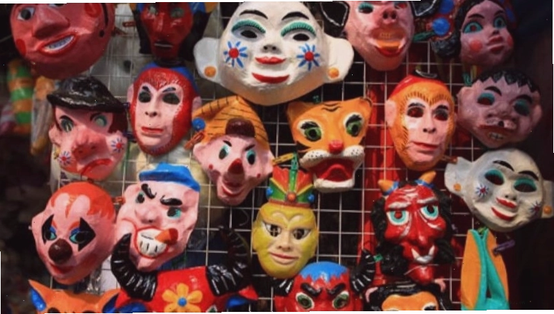 Nhiều loại mặt nạ giấy bồi truyền thống