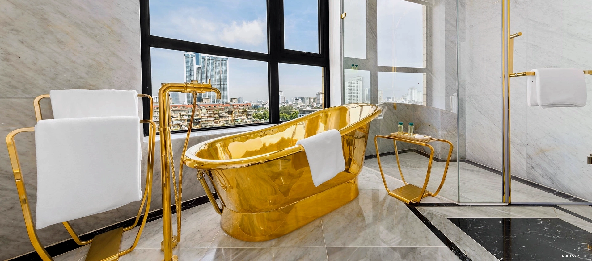 Phòng tắm sang trọng trong Executive Suite