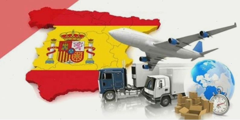 Quầy hàng bán các sản phẩm thời trang và đồ da mang nhãn Made in Spain