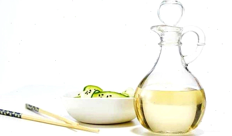 Sử dụng giấm để làm mềm xương cá