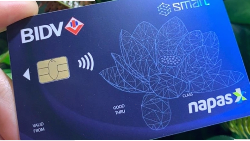 Thẻ Chip của BIDV là một ví dụ về thẻ ngân hàng sử dụng công nghệ chip