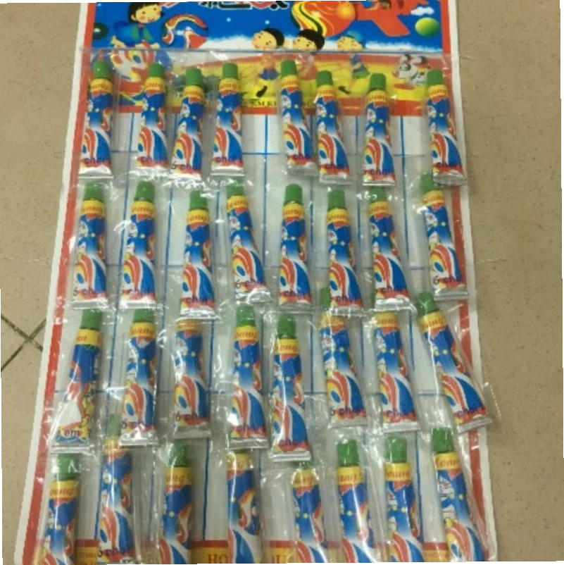 Thổi bong bóng xà phòng tuổi thơ