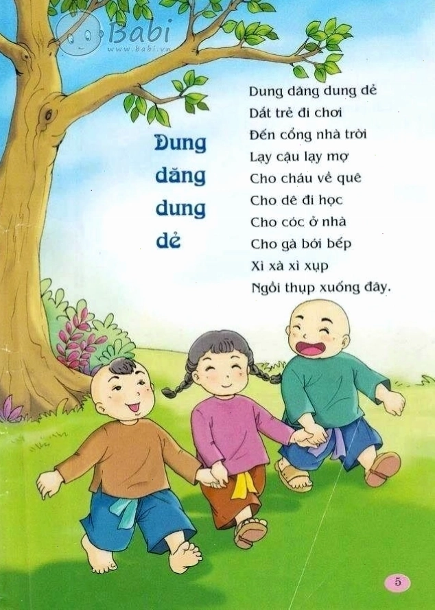 Trẻ em đang chơi trò chơi Dung dăng dung dẻ