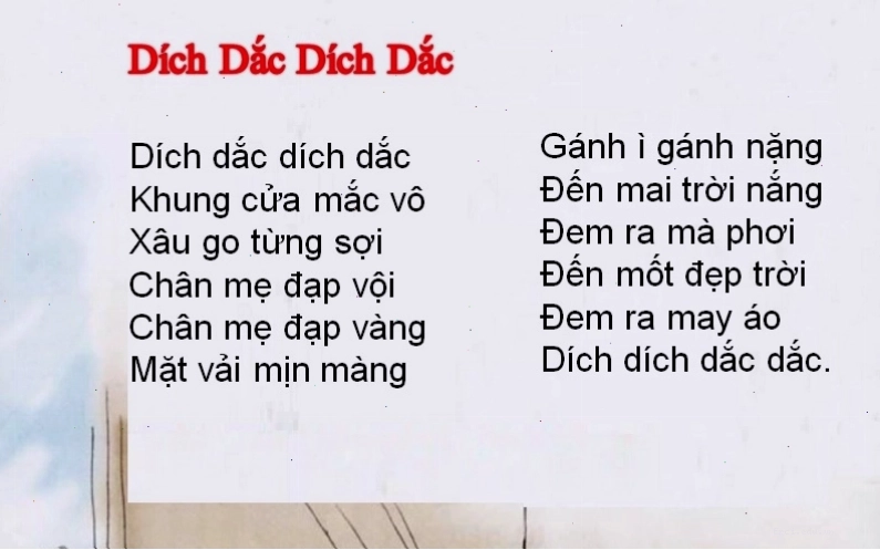 Trẻ em vui chơi với bài đồng dao Dích dắc dích dắc
