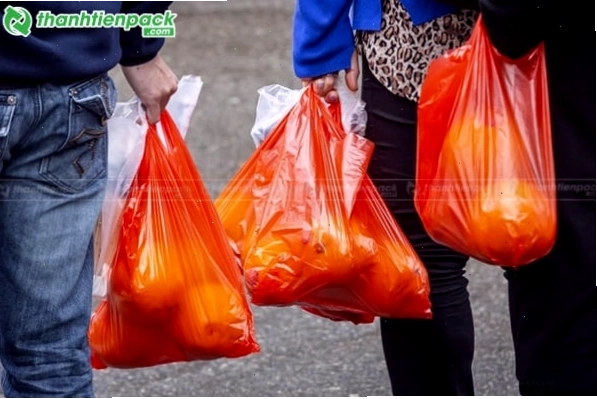 Túi ni lông gây tắc nghẽn hệ thống thoát nước