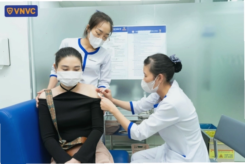 Việc tiêm vắc xin phòng dại cho người và vật nuôi là cực kỳ quan trọng